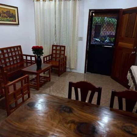 ג'נרל לונה Foxtail Guesthouse Siargao מראה חיצוני תמונה